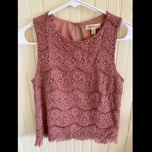 Lacy Cropped Sleeveless Tank